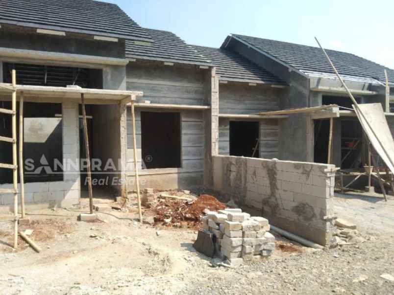 dijual rumah kalimulya