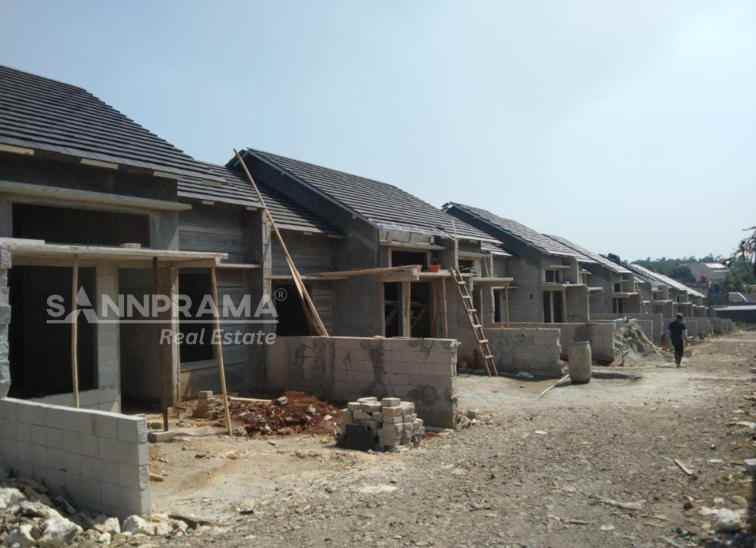 dijual rumah kalimulya