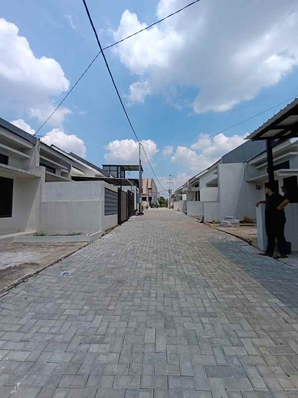 dijual rumah kalimulya