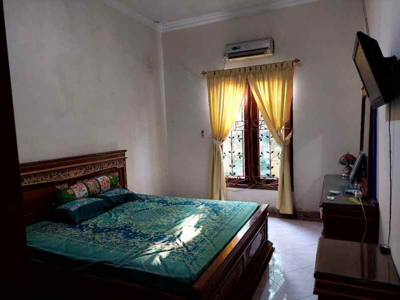 dijual rumah karang gayam ring 1 ugm uny