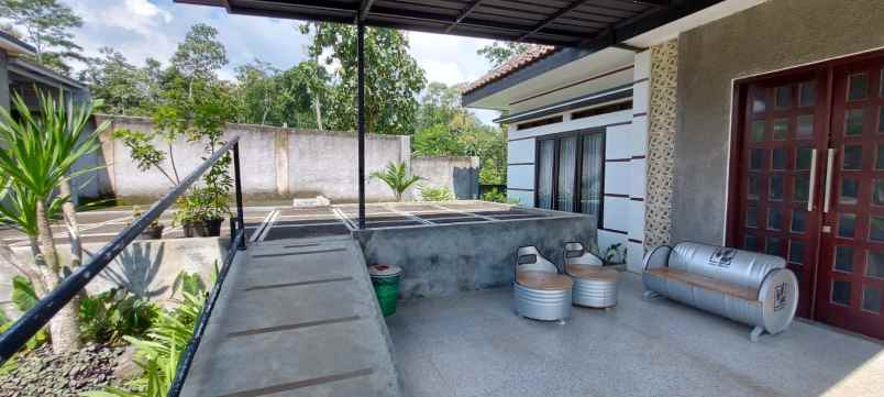 dijual rumah karangpandan