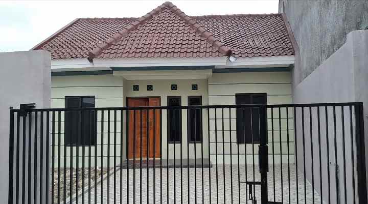 dijual rumah karangrejo