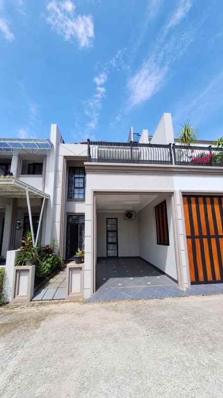 dijual rumah karya bakti tanah baru