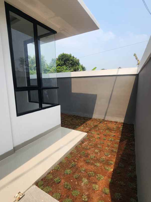 dijual rumah kavling auri