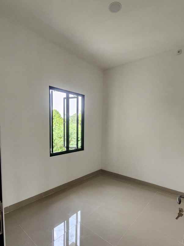 dijual rumah kavling auri