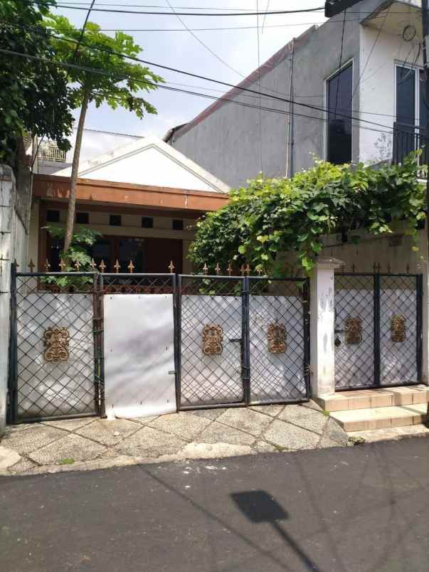 dijual rumah kavling polri ampera