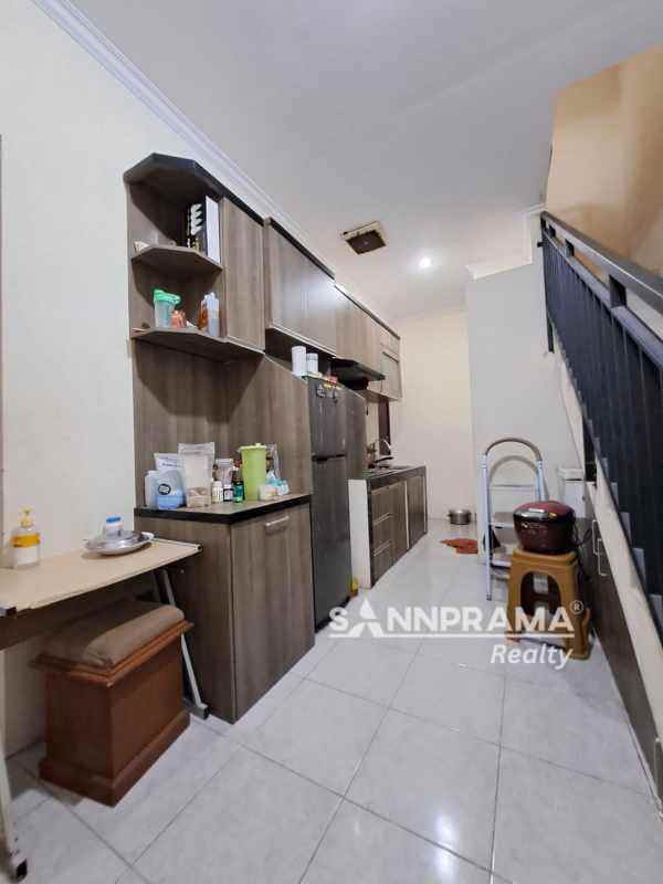 dijual rumah kavling ui