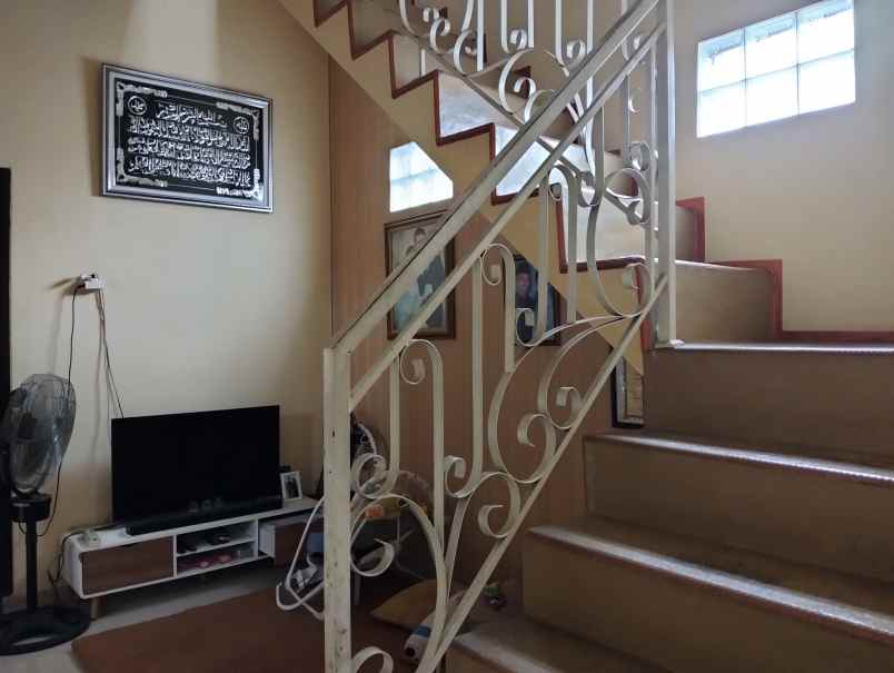 dijual rumah kayu gede 2