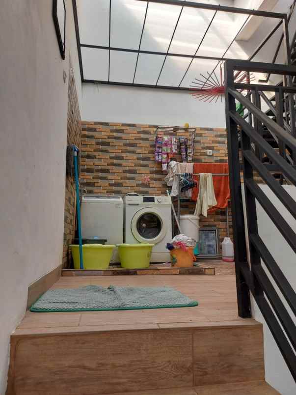 dijual rumah kayuringin bekasi selatan