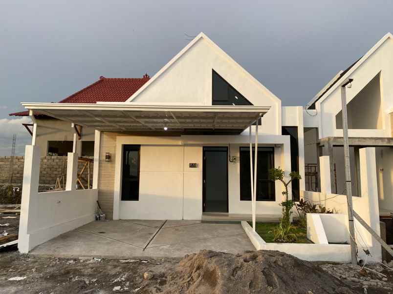 dijual rumah kebondalem lor prambanan