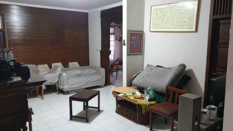 dijual rumah kedung badak baru