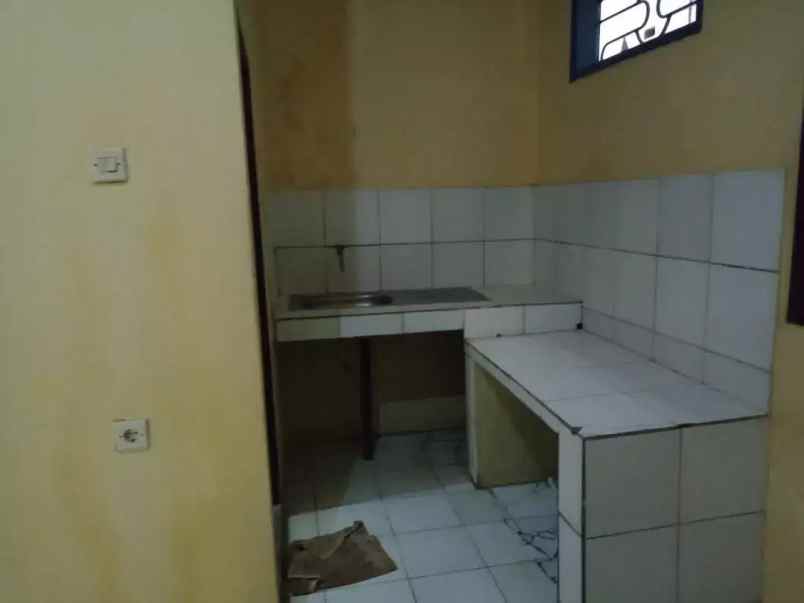 dijual rumah kel sukamaju kec