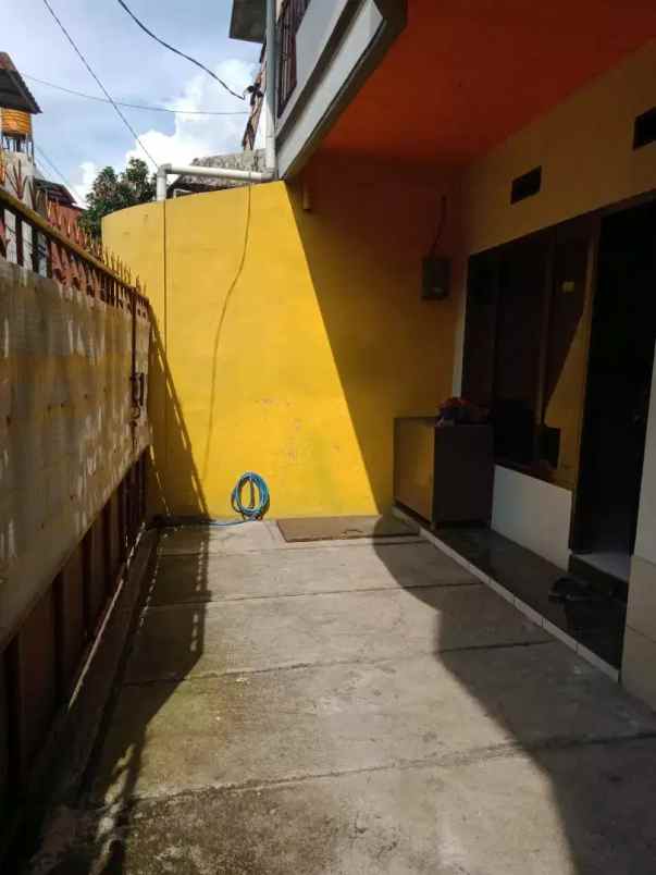 dijual rumah kel sukamaju kec