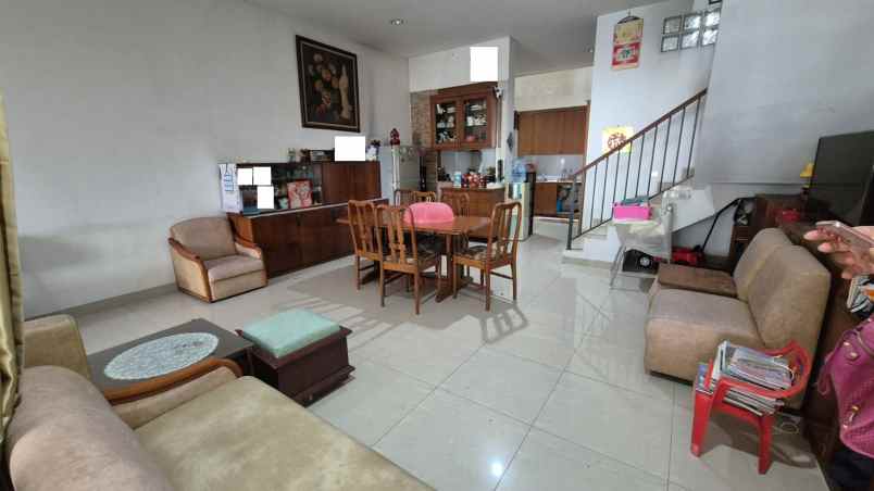 dijual rumah kelapa gading