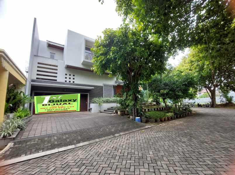 dijual rumah kemang pratama