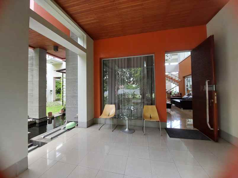 dijual rumah kemang pratama