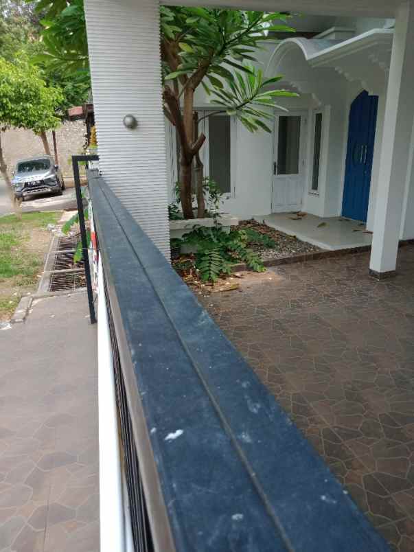 dijual rumah kemang pratama2 bekasi