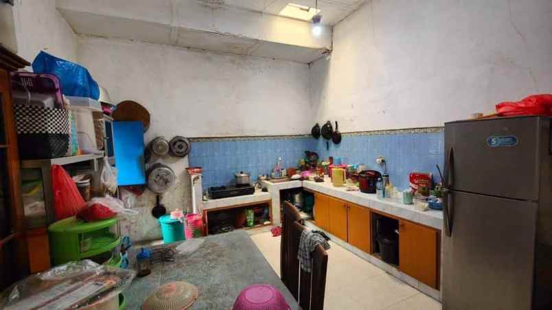 dijual rumah kemlaten kec kebraon surabaya