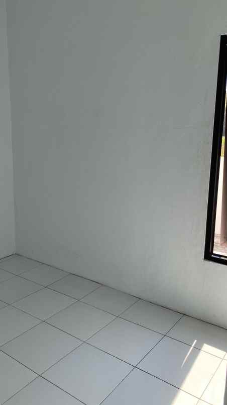 dijual rumah kendal