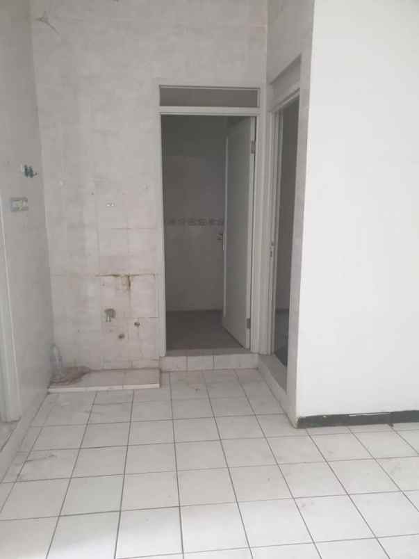 dijual rumah klampis semolo timur surabaya