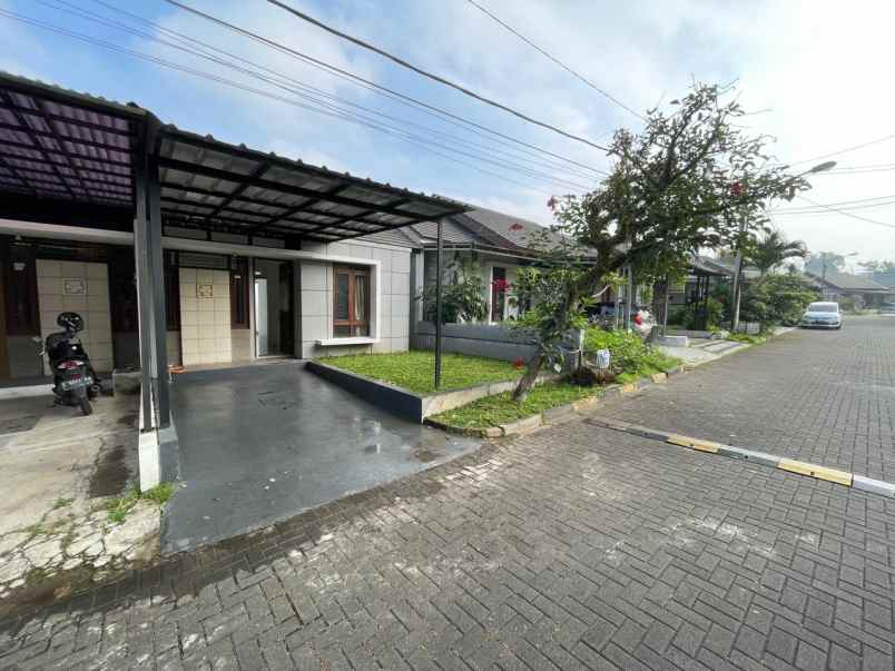 dijual rumah komplek cimahi utara dekat