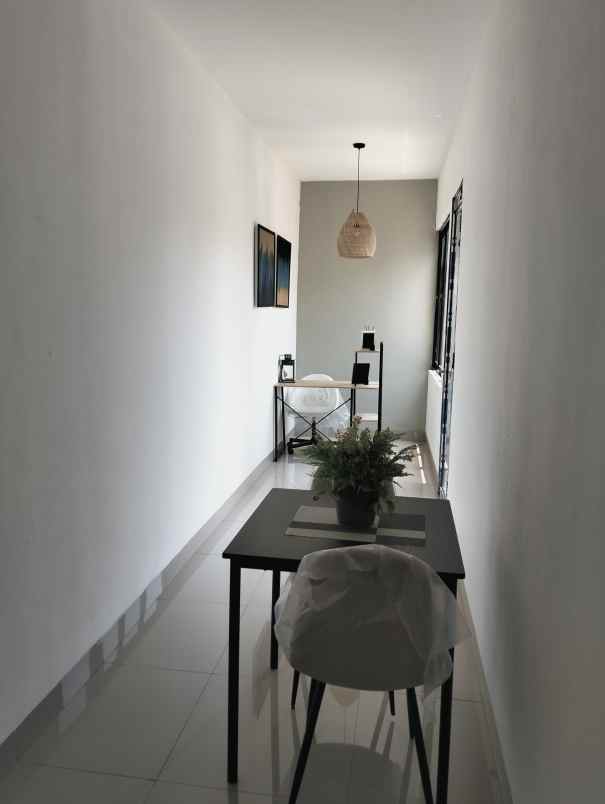 dijual rumah komplek derwati mas