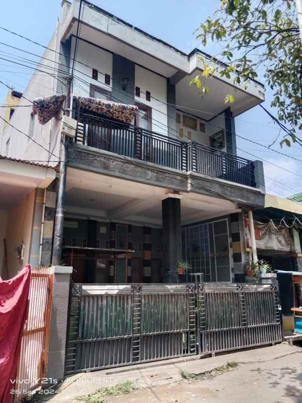 dijual rumah komplek kartika cibitung