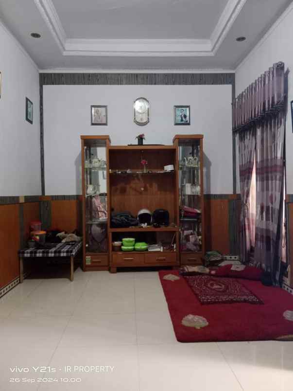 dijual rumah komplek kartika cibitung