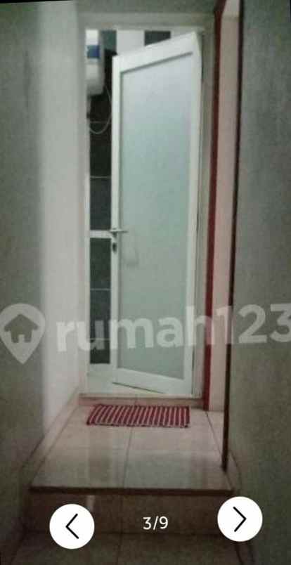 dijual rumah komplek perumahan cluster