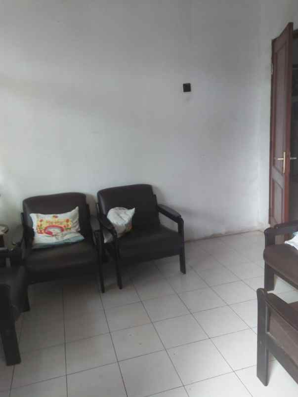 dijual rumah komplek pesantren kel