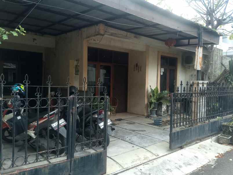 dijual rumah komplek pondok kopi duren