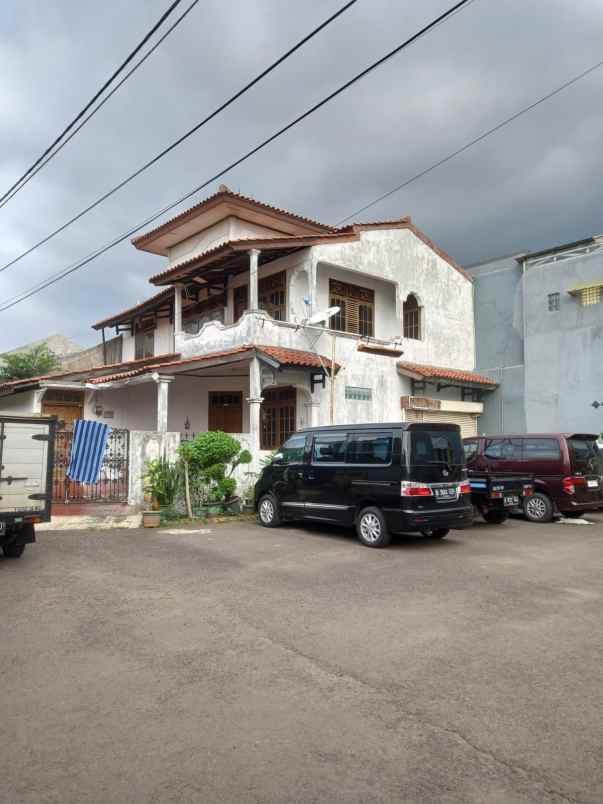 dijual rumah komplek pondok kopi duren