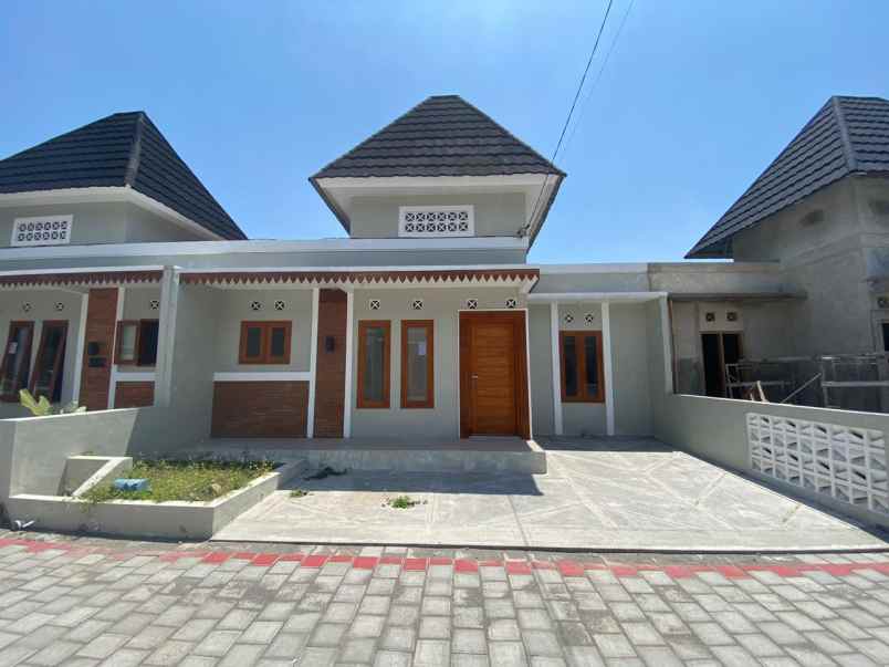 dijual rumah kongklangan prambanan klaten