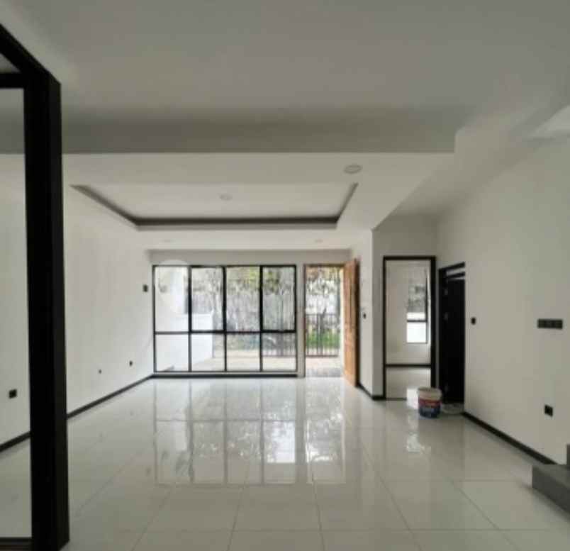 dijual rumah kopo permai