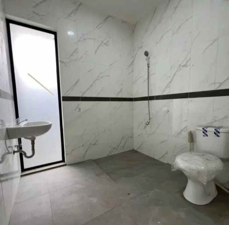 dijual rumah kopo permai