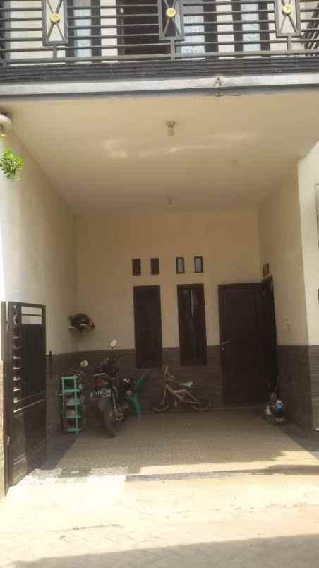 dijual rumah kp areman kelapa dua depok