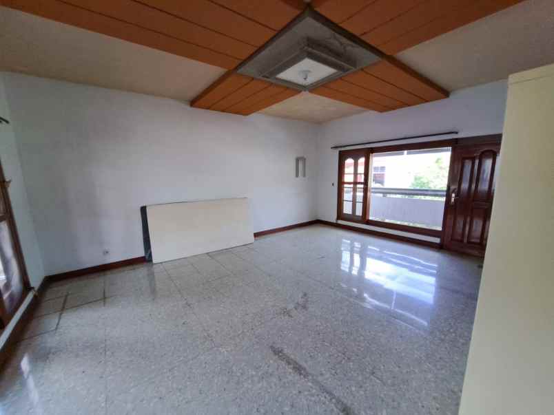 dijual rumah lebak jaya