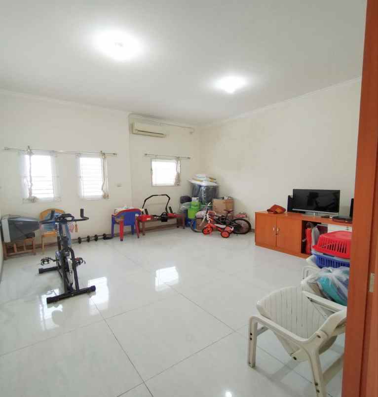 dijual rumah lebak rejo