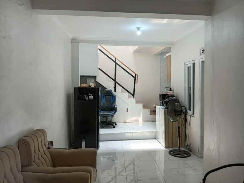 dijual rumah leuwigajah