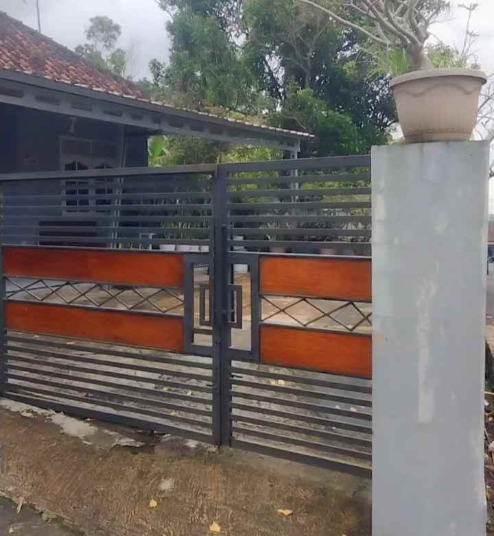 dijual rumah linggarjati