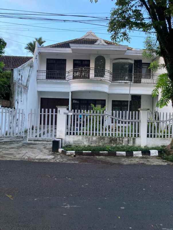 dijual rumah lowokwaru