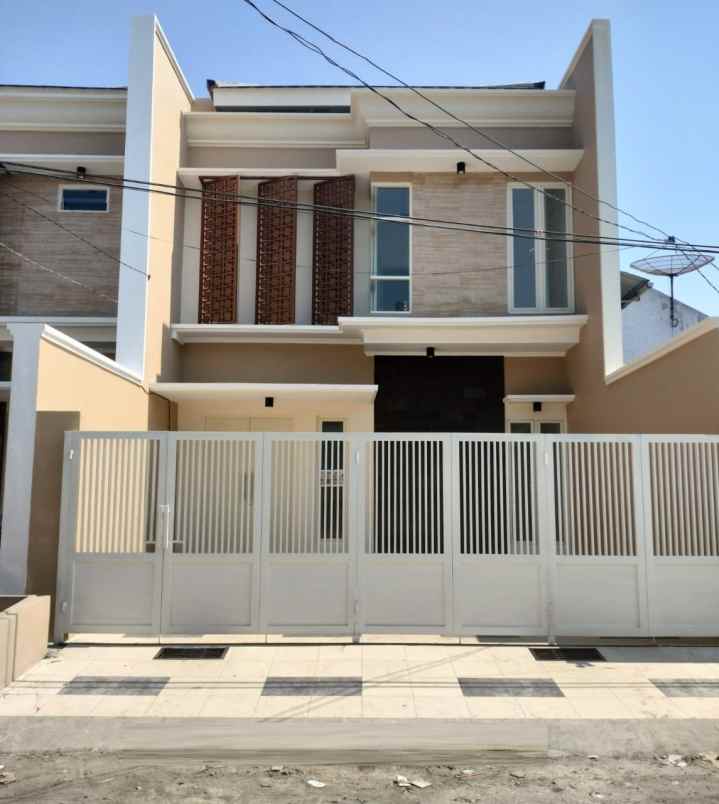 dijual rumah manyar kertoadi surabaya