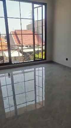dijual rumah manyar tirtoyoso
