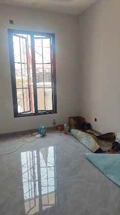 dijual rumah manyar tirtoyoso