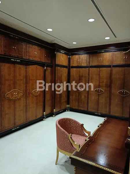 dijual rumah metro alam pondok indah