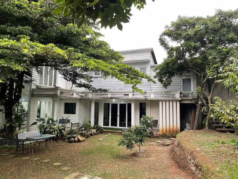 dijual rumah mewah di perumahan taman yasmin bogor