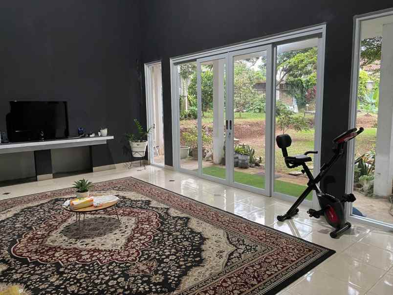 dijual rumah mewah di perumahan taman yasmin bogor