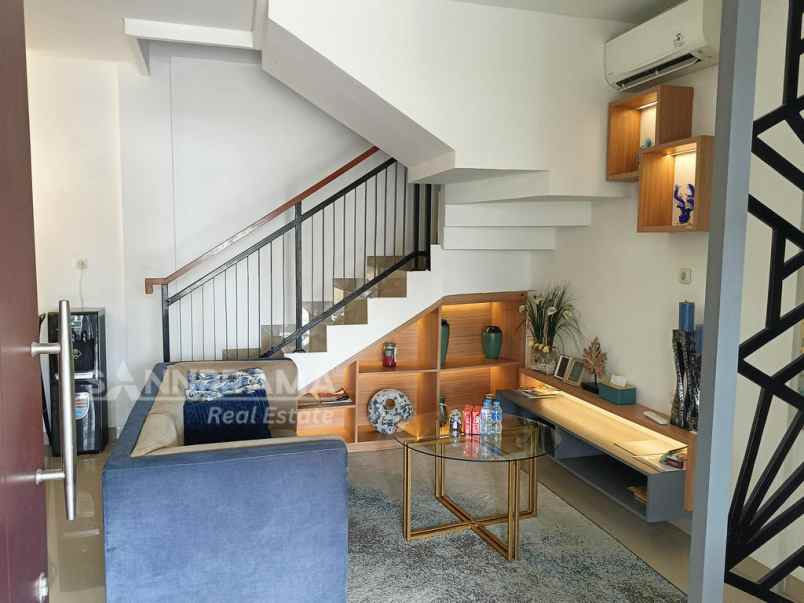 dijual rumah mustikasari