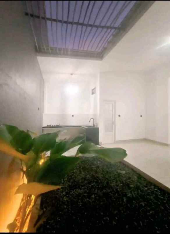 dijual rumah mutiara gading timur