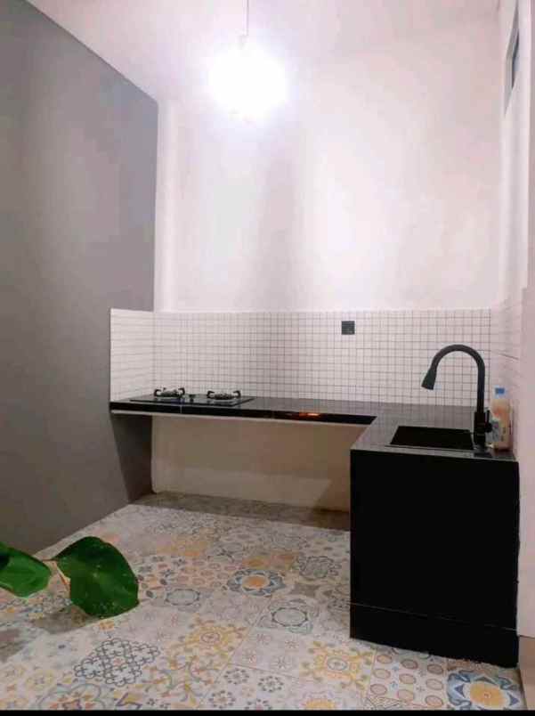 dijual rumah mutiara gading timur